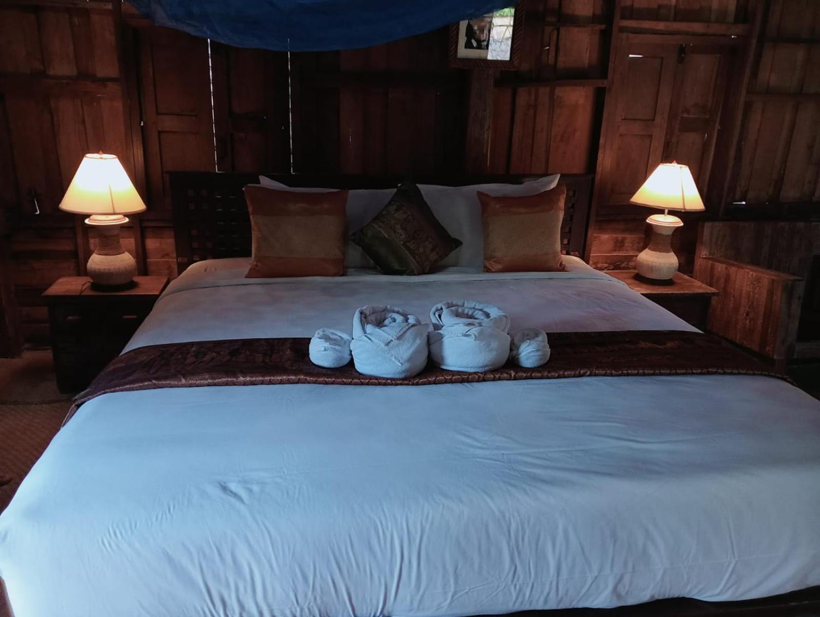 On The Mekong Resort Luang Prabang Exterior foto